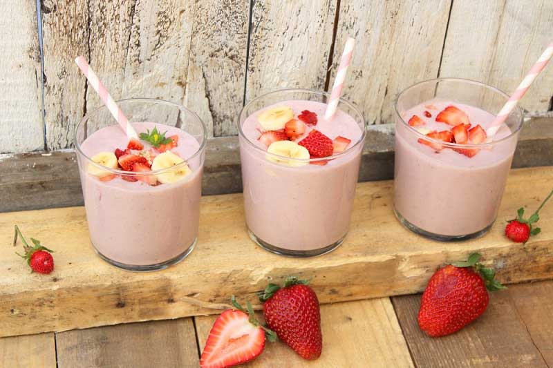 Creamy Banana Strawberry Weight Gain Shake