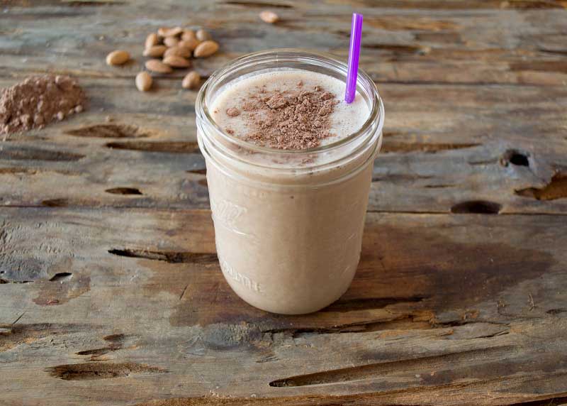 Creamy Choco Almond Shake