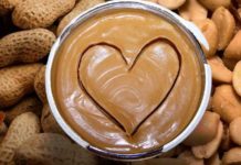 Benefits of Peanut Butter for Bodybuilders